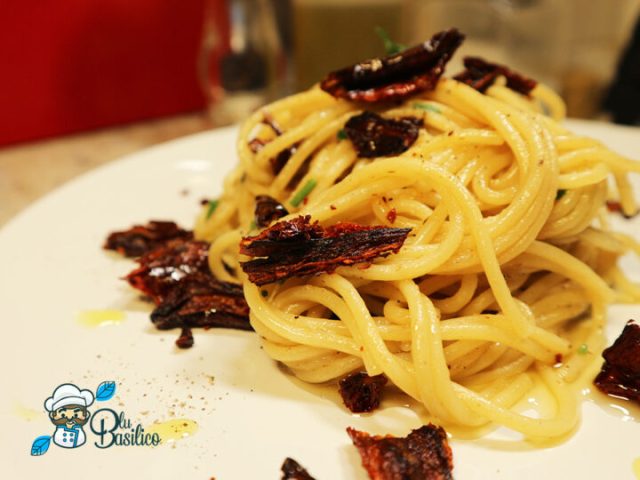 13 – Spaghetti con peperoni cruschi 12
