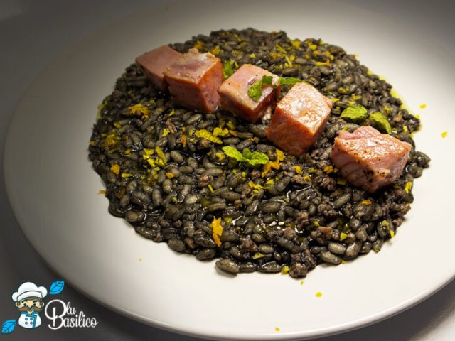 55 – Risotto al nero di seppia e tonno 1