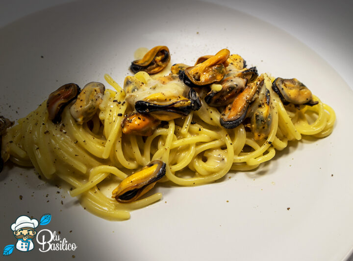 spaghetti pecorino e cozze